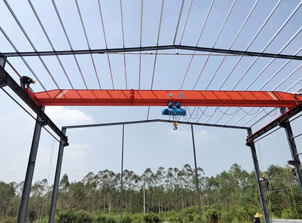 Single girder overhead crane to Trinidad and Tobago