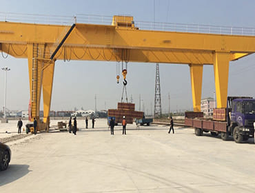 container-handling-gantry-crane