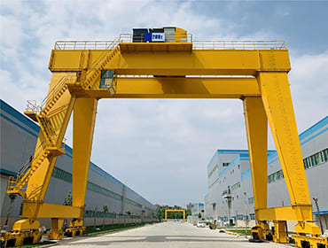 high-capacity-double-girder-gantry-crane